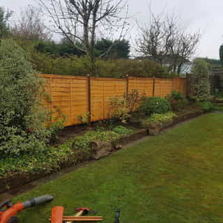 Fence repair in Pembury